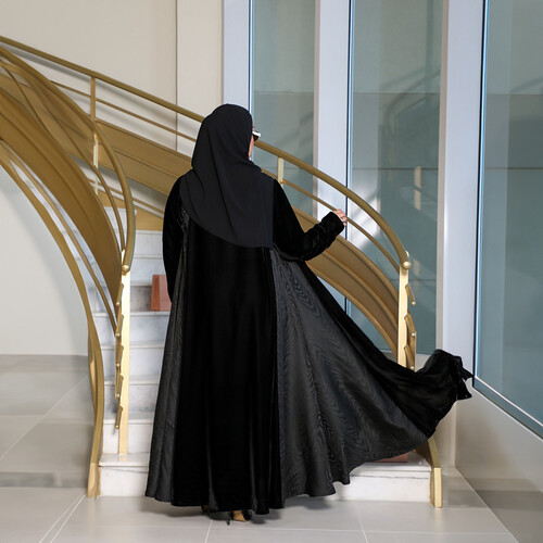 قصه كلوش مخمل + جكار