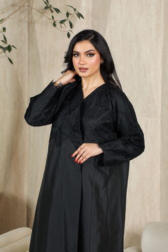 خام الدانتيل المبطن والجكار قصة كتف