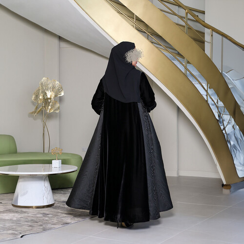 قصه كلوش مخمل + جكار