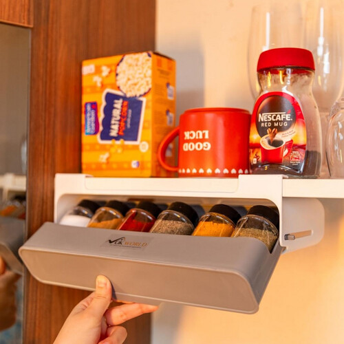 Storage Rack with 6 bottles
