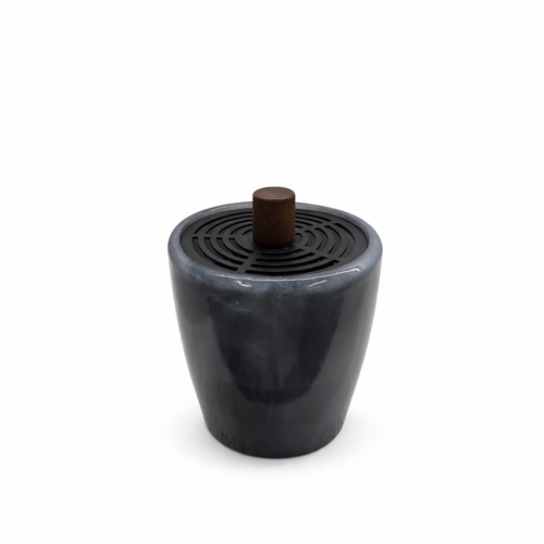 ⚪ Grey – مبخر رمادي