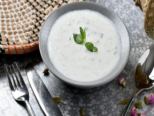 Yoghurt salad