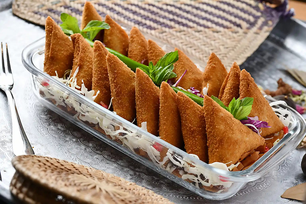 Pyrex Tofareya Samosa