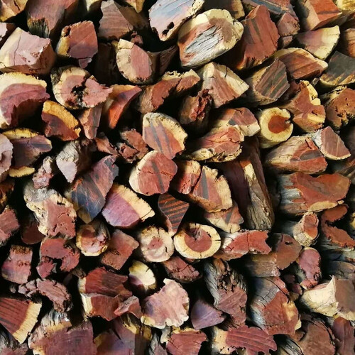 طن من حطب السمر الافريقي - ١٠٠٠ كيلو (100 خيشة)