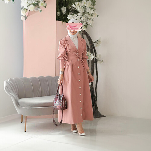Pink dress