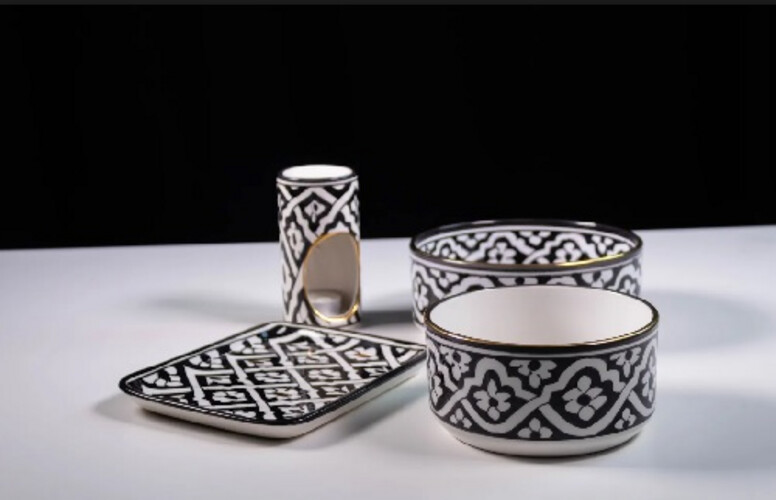 BLACK AND WHITE MOROCCAN POTTERY POTS SET