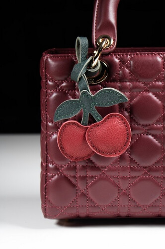 CHERRY CHARM