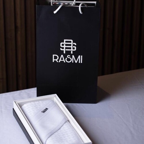 كلاسيك أبيض