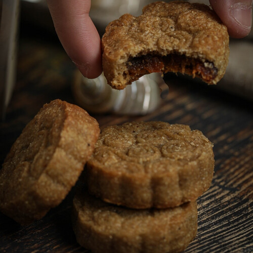 Nut Free Halazonia Zwara Box