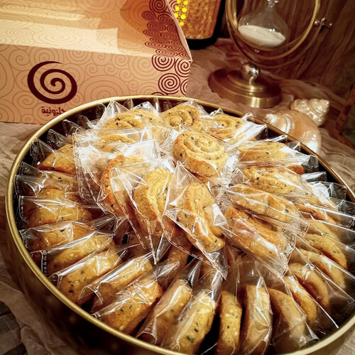 نقصة  "حلزونية بالمكسرات"