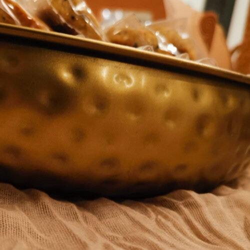 Metal plate "halazonia with nuts"