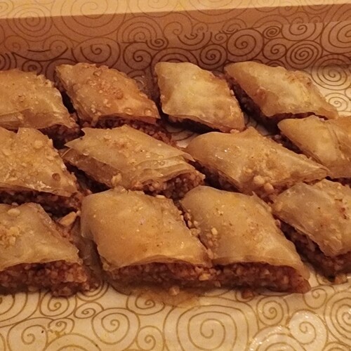Mixed Nuts Baklawa