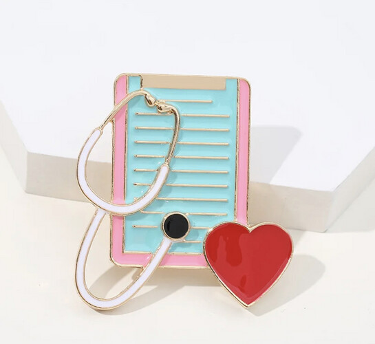 ‏STETHOSCOPE & HEART PIN.5