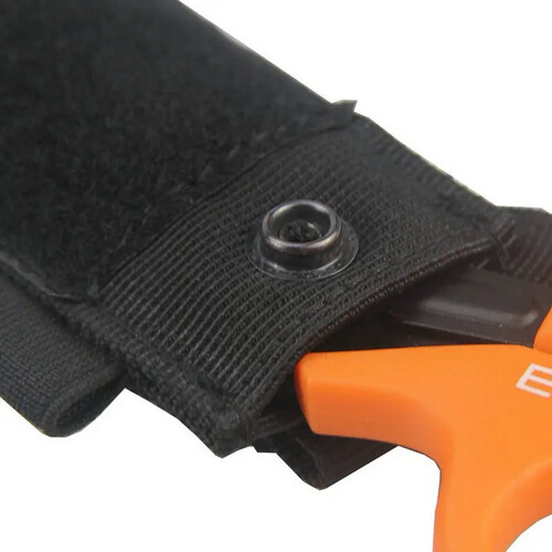 ‏TACTICAL SCISSOR POUCH - BLACK