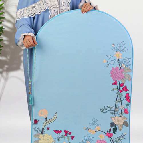 Special Blue Ramadan Box