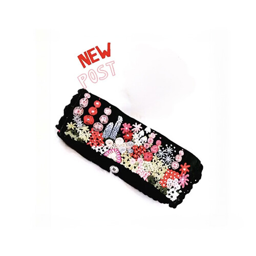 Handmade Raqbah embroidery bag