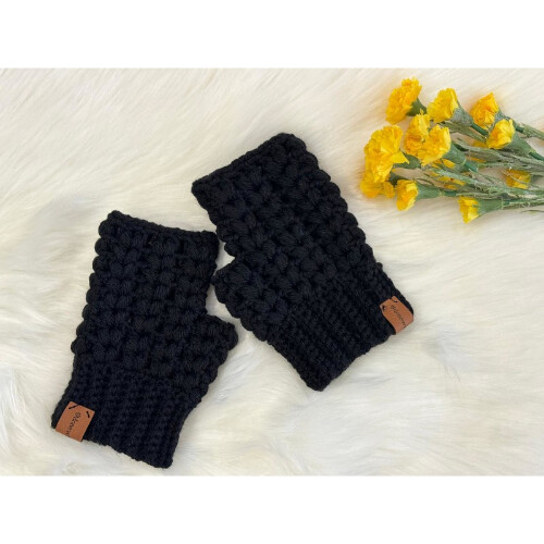 Black crochet warm gloves