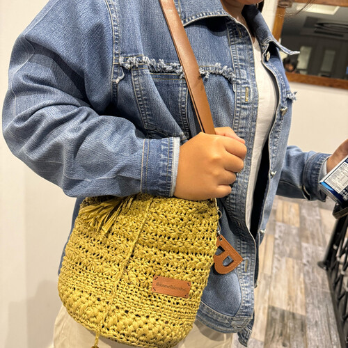 Round crochet bag