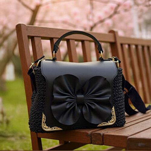 Crochet leather bag (black)