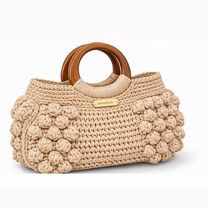 Popcorn Crochet Bag with Wooden Handle – Black