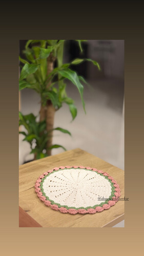 Trendy rose coaster