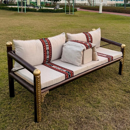 جلسة سدو مع كرسي