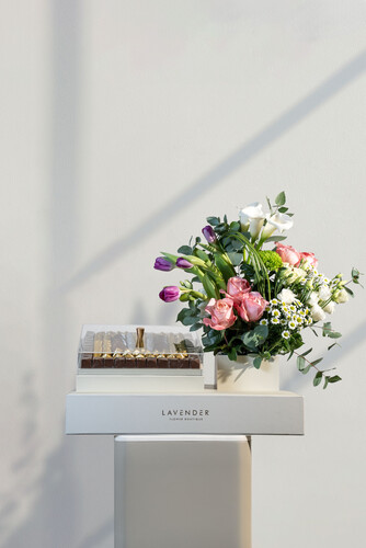 BLOOM BOX ( OFF WHITE )