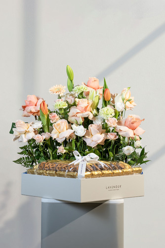 CHOCO BOX ( OFF WHITE )