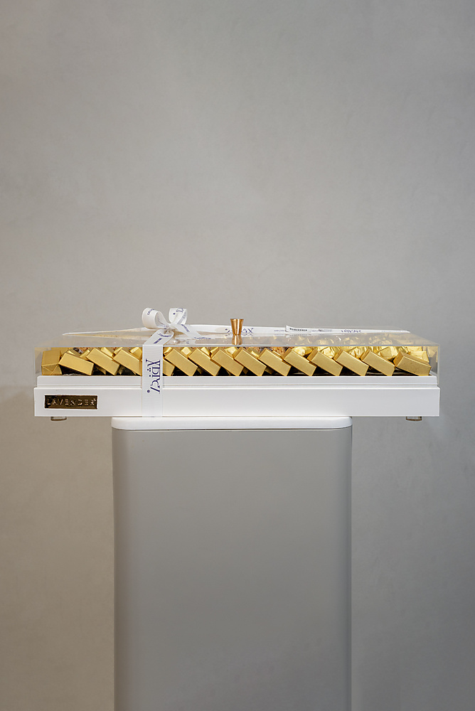 BIG LUXURY CHOCOLATE TRAY ( WHITE )