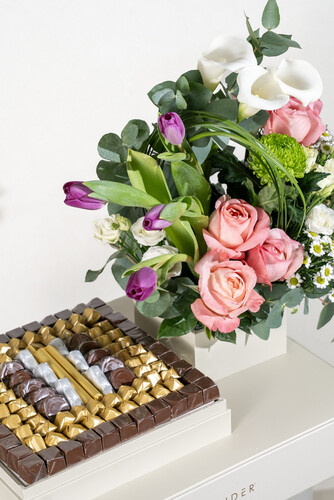 BLOOM BOX ( OFF WHITE )