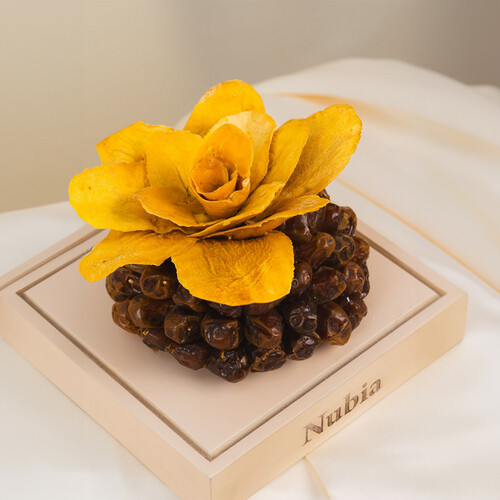 تمر مع المانجا