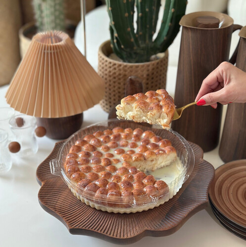 Honey with Cinnamon and Sweetened Milk