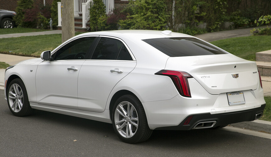 Cadillac CT4 2020-2026