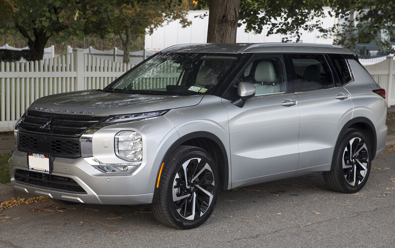 Mitsubishi Outlander 2021-2026