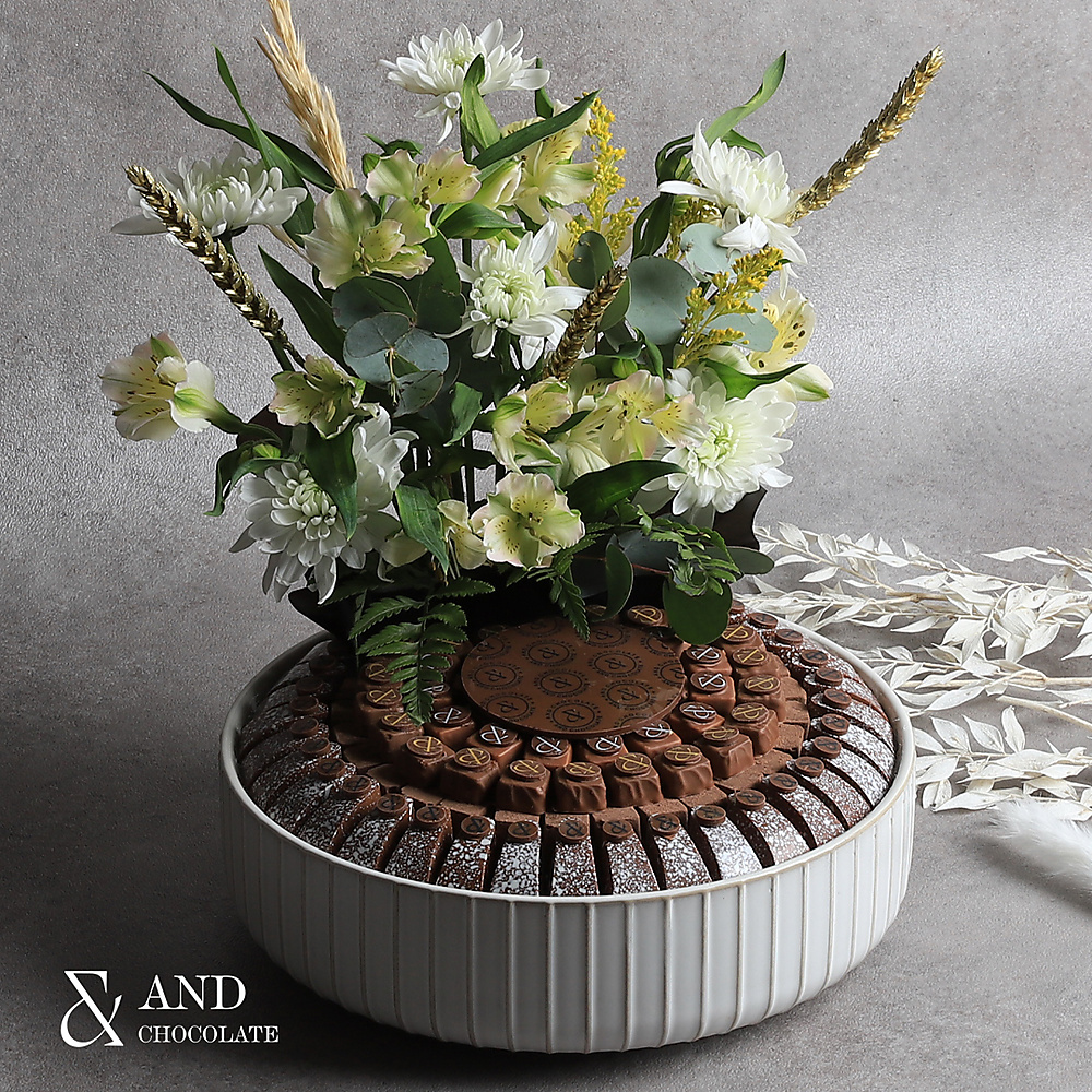 & 69 CHOCOLATE FLOWERS