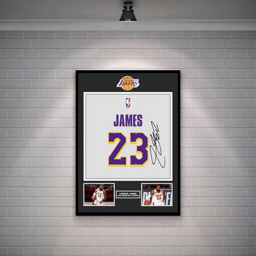 ليبرون جيمس