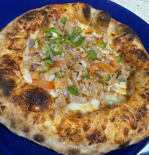 Tuna pizza