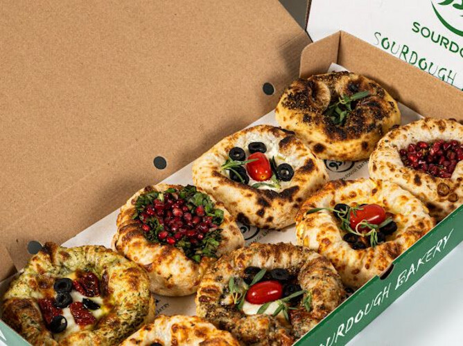 Box of 32 Mini Sourdough Puffy Ends