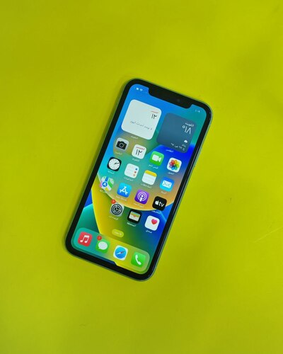ايفون 11 – 128 جيجا – أخضر – نسبة البطارية 87% – مستعمل نظيف
