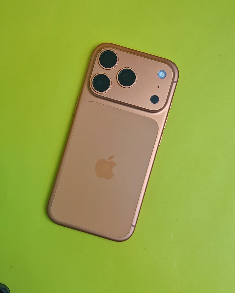 ايفون 17 برو – 512 جيجا – برتقالي بطارية 100% مستعمل كالجديد