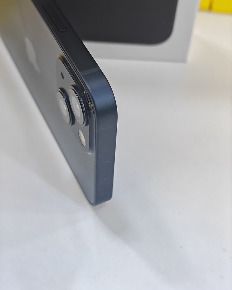 iPhone 13 Mini 128GB Black used like new Battery 75%