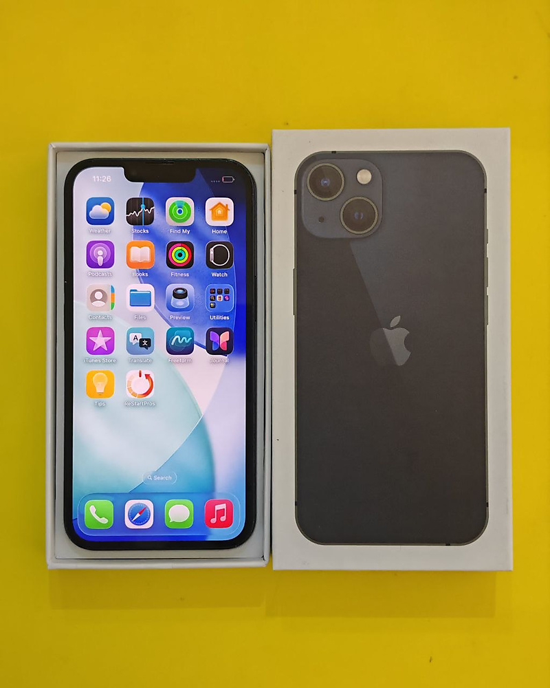 iPhone 13 256GB Midnight – Battery 73% Used Like New