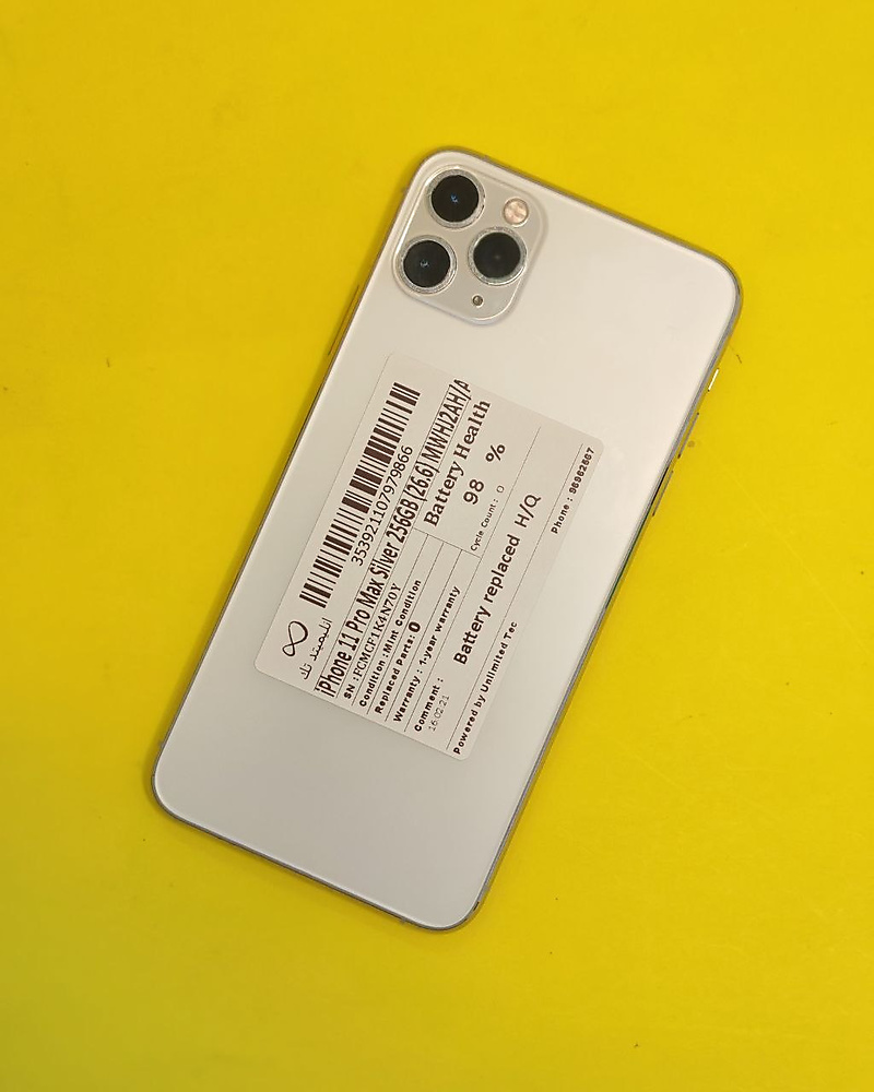 iPhone 11 Pro Max 256GB Silver – Battery 98% Used Clean