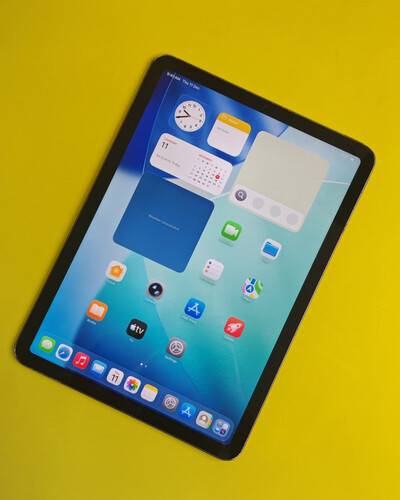 آيباد آير (الجيل الخامس) – 256 جيجا – رمادي – M1 مستعمل