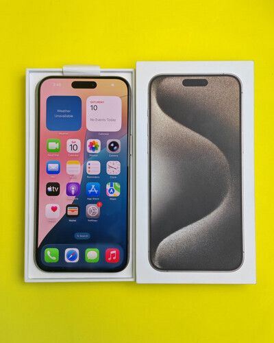 iPhone 15 Pro Max 256GB Natural Titanium – Battery 83%