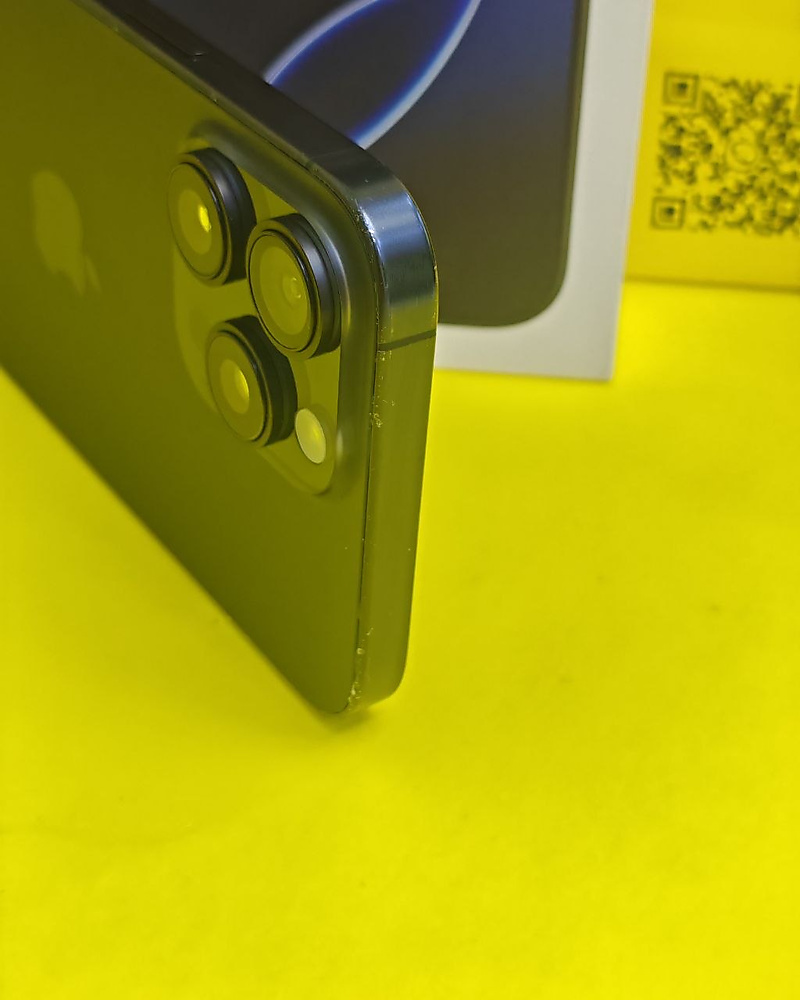 ايفون 16 برو ماكس – 256 جيجا – تيتانيوم أسود بطارية 90%