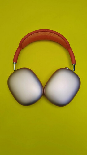 Apple AirPods Max with Active Noise Cancellation – Pink