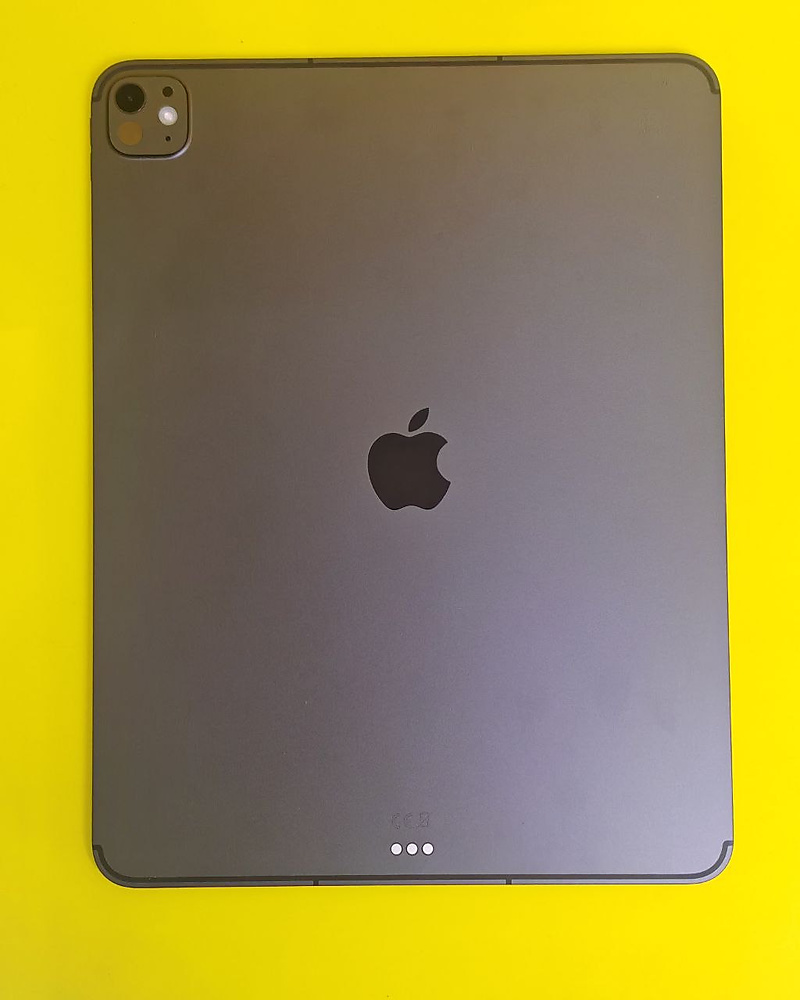 iPad Pro 13 M5 Black Cellular 100% (7 Cycles) Original With Box In Box