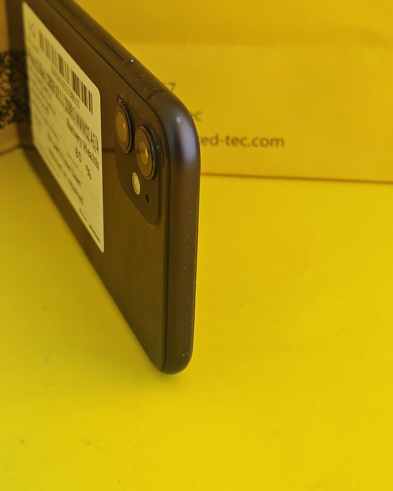 iPhone 11 128GB Black – Battery 80% Used Clean