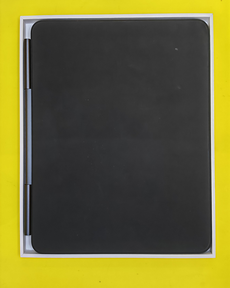 Apple Magic Keyboard for iPad Pro 13-inch (M4 / M5) Arabic / English Black With Box Used Like New